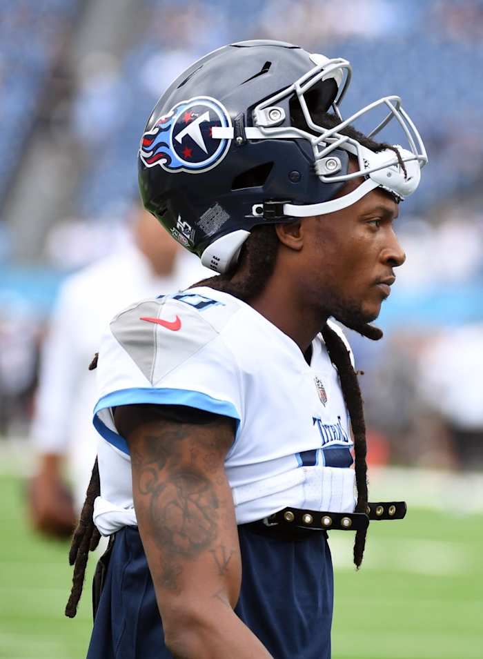 Titans wide receiver DeAndre Hopkins (10) warms up before the game against the Los Angeles Chargers at Nissan Stadium.
